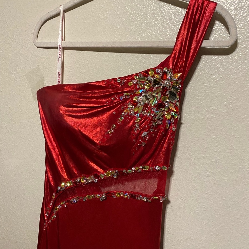 Kiss Kiss Red One Shoulder Formal Gown Beaded Sequin Train Size 10 - Picture 6 of 12